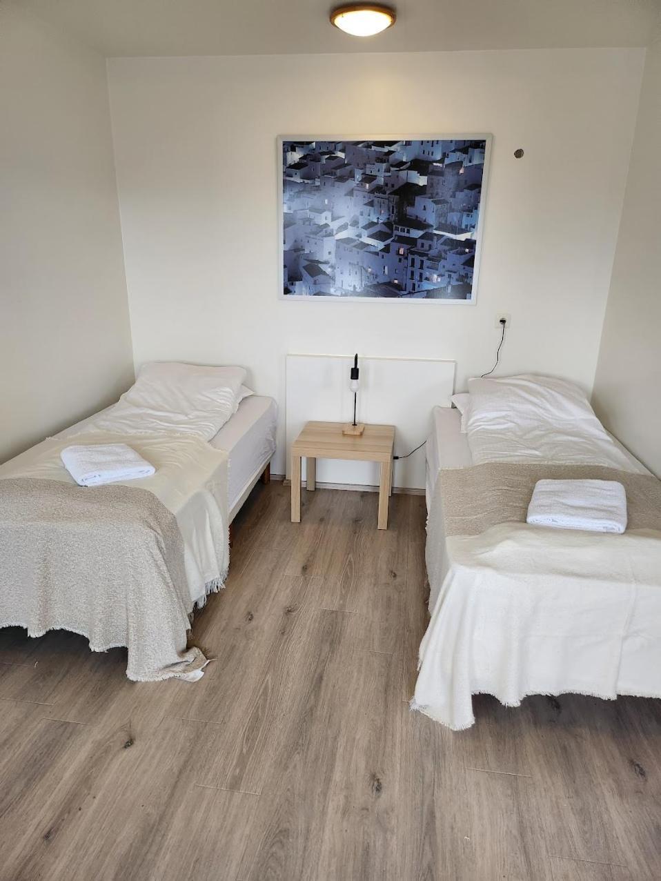 Fjos Guesthouse Вармахлид Экстерьер фото
